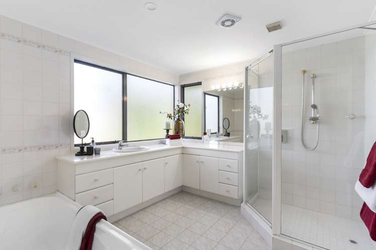 23 Gillard Place Eastern Beach_15