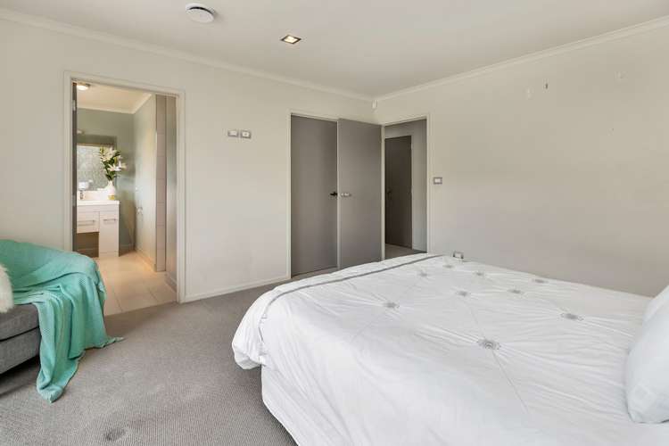 17 Conifer Grove Kamo_14