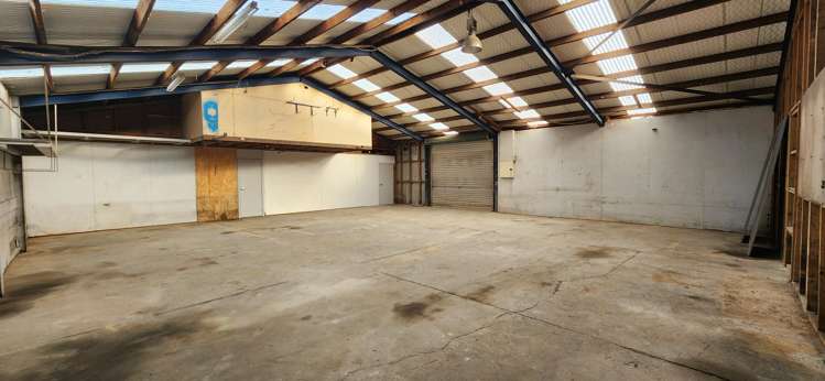 Unit 1, 2/29 Firth Street Drury_1