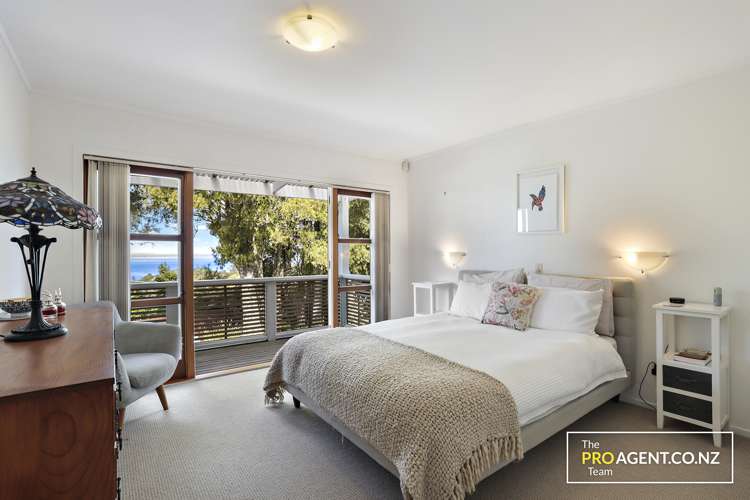 33 Lookout Drive Laingholm_8