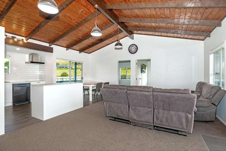 572 Wainui Road Kaiti_8