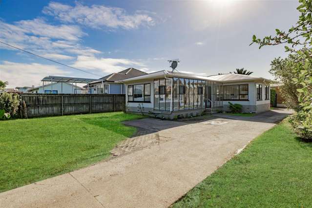 436 Richardson Road Mount Roskill_1