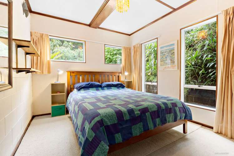 7 Valley View Road Titirangi_9