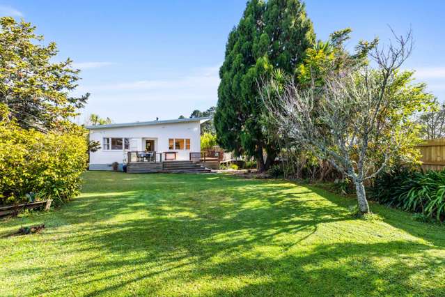 6 Willowbrook Place Titirangi_1