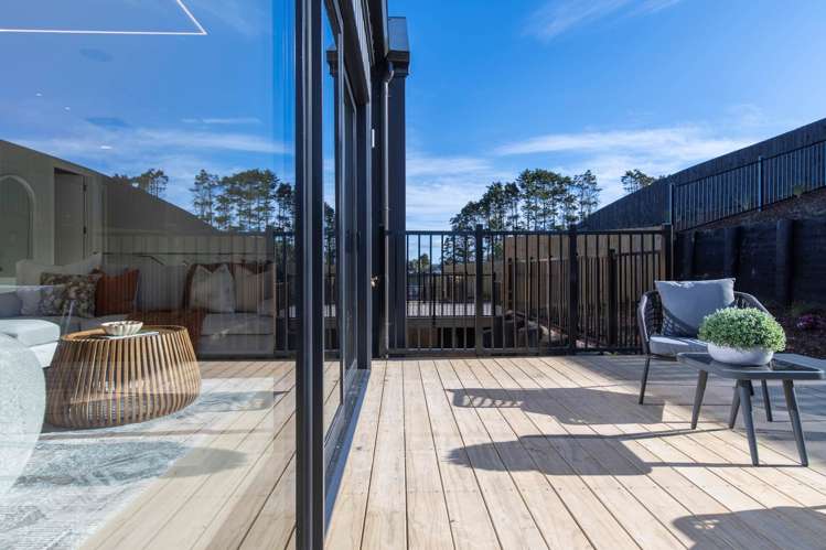 22 Ara Taha Crescent Orewa_10