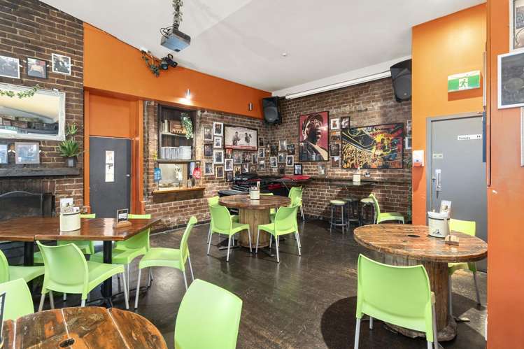 145 Stuart Street Dunedin Central_11