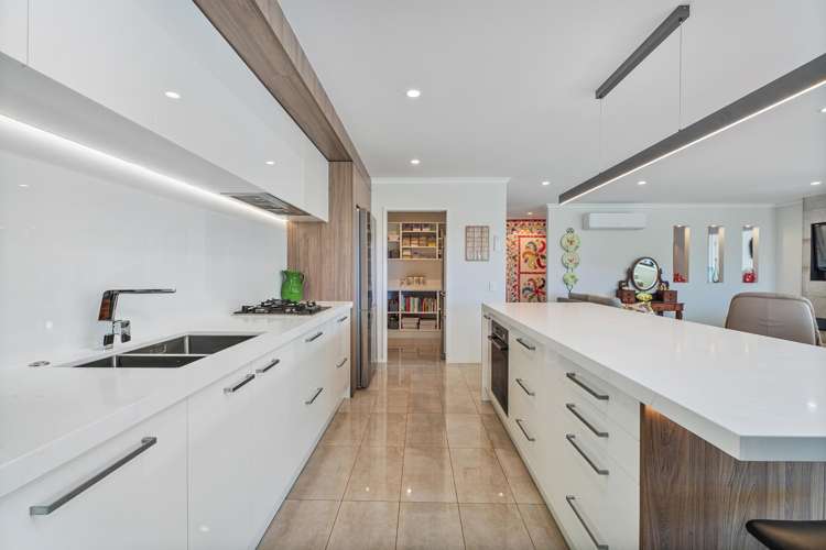 4 Lady Jocelyn Place_5
