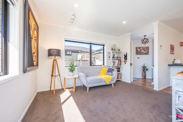 79 Riverstone Drive Riverstone Terraces_13