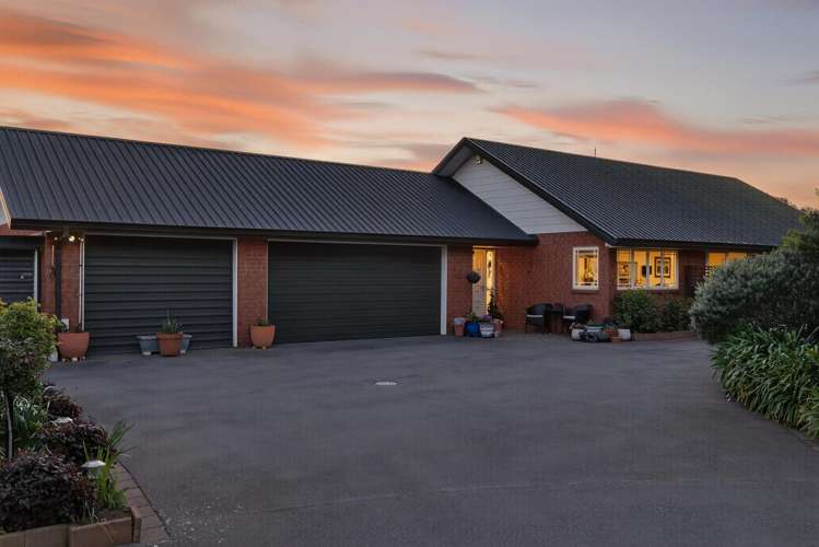 4 Windward Lane Bromley_19