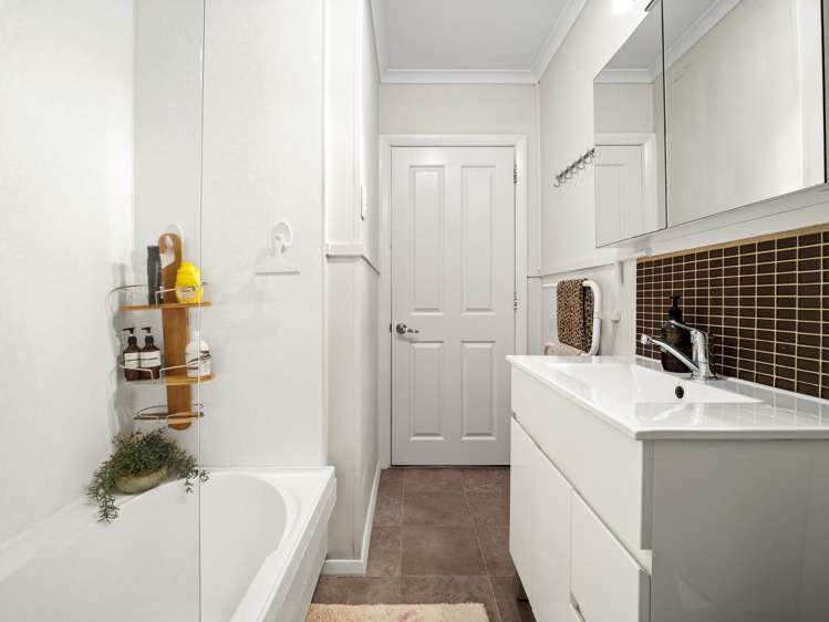 112 Wakari Road Helensburgh_13