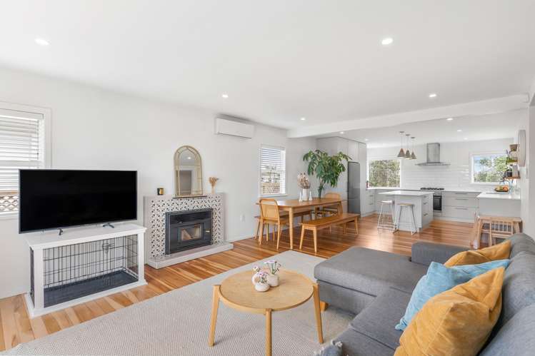 15 Roberts Road Glenfield_2