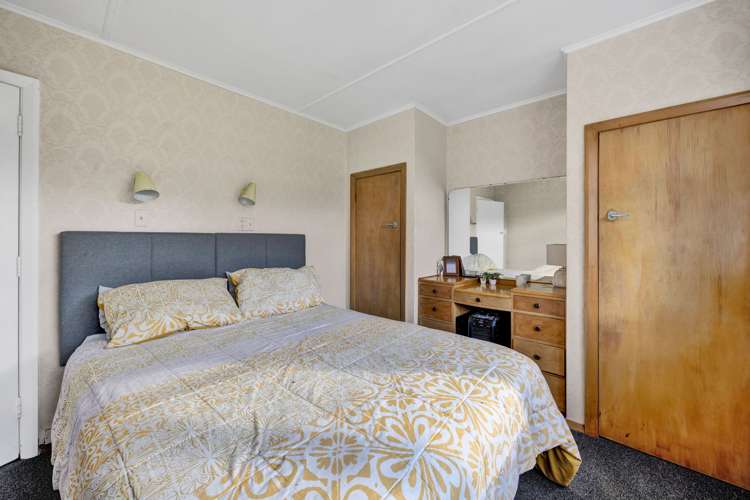 16 Riemenschneider Street Manaia_11