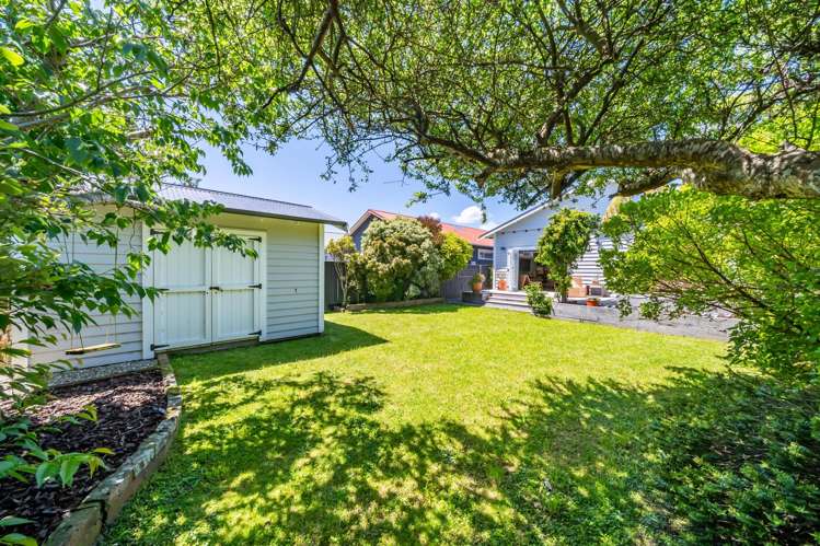 15 Plunket Avenue Petone_31