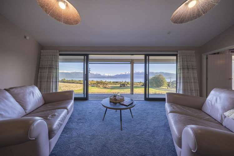 454D/Te Anau Milford Hwy Te Anau_9