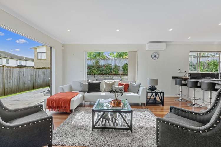 12 Bur Oak Terrace Schnapper Rock_6