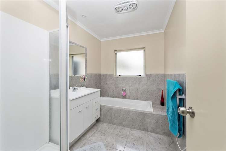 40 Merlot Drive Pyes Pa_7