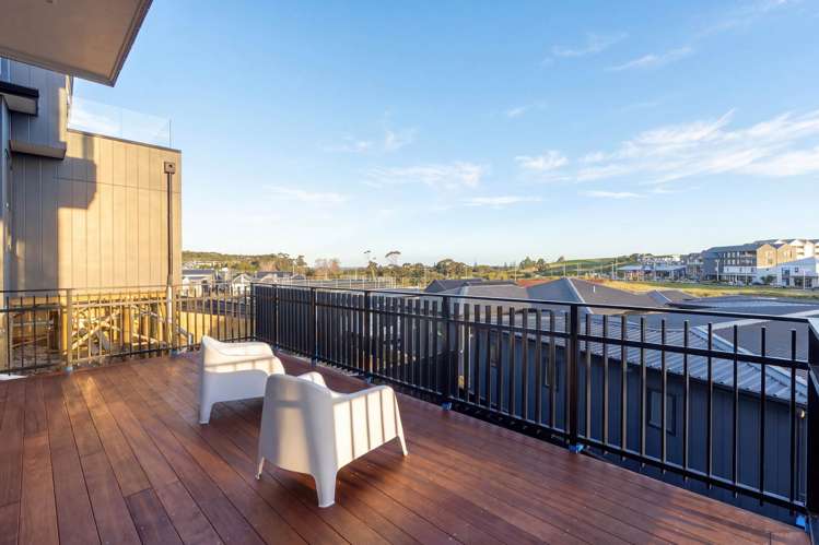 6 Humenga Place Long Bay_13