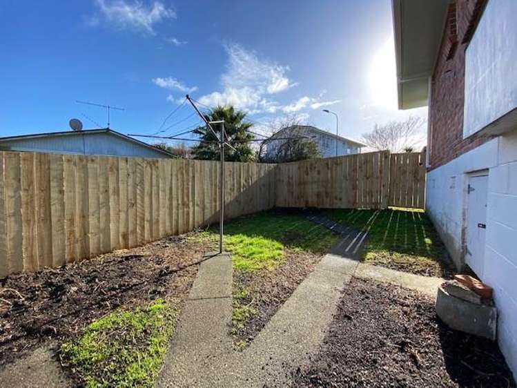 2/54a Northboro Road Belmont_9