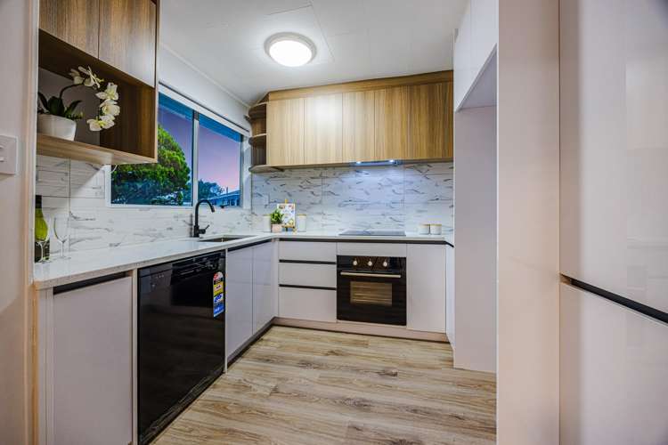 10 Rimini Place Clover Park_4