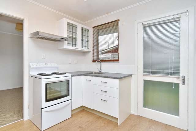 1/70 Hawke Street New Brighton_2