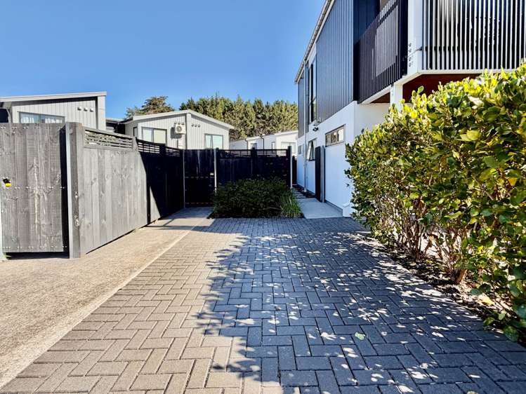 7 Awamarino Way Westgate_21