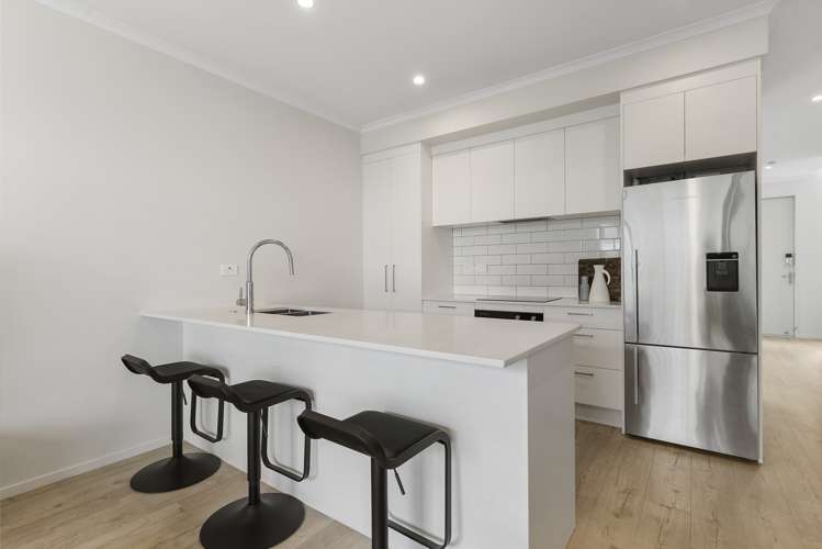 24 Ian Morrison Road Hobsonville_3