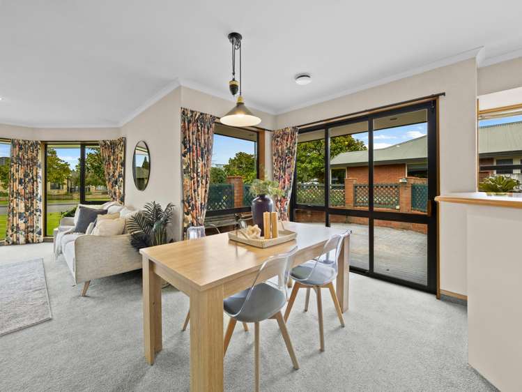 86 Pages Road Allenton_5