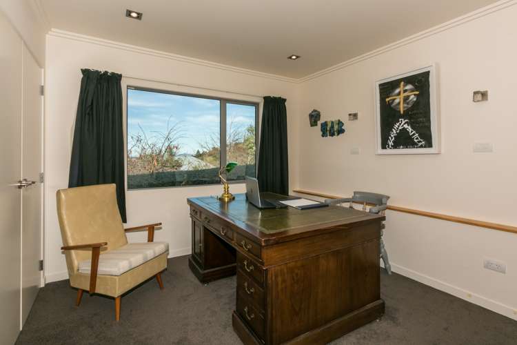 116 Kent Terrace Taradale_10
