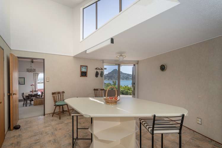 14 Pine Grove Tairua_12