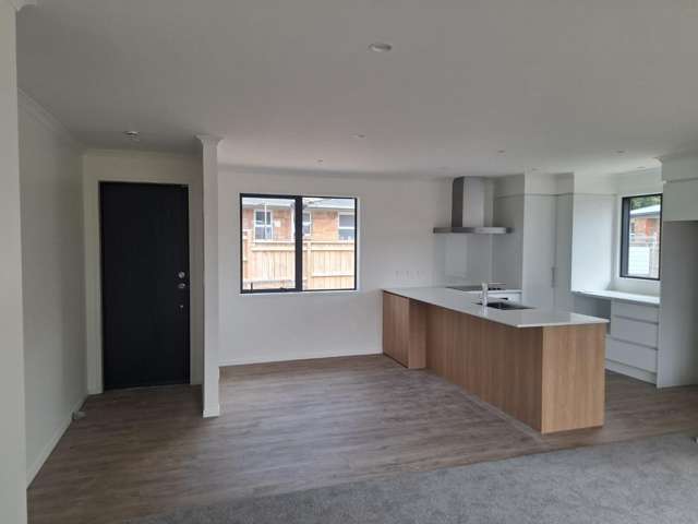 Brand New, Near Leamington Primary