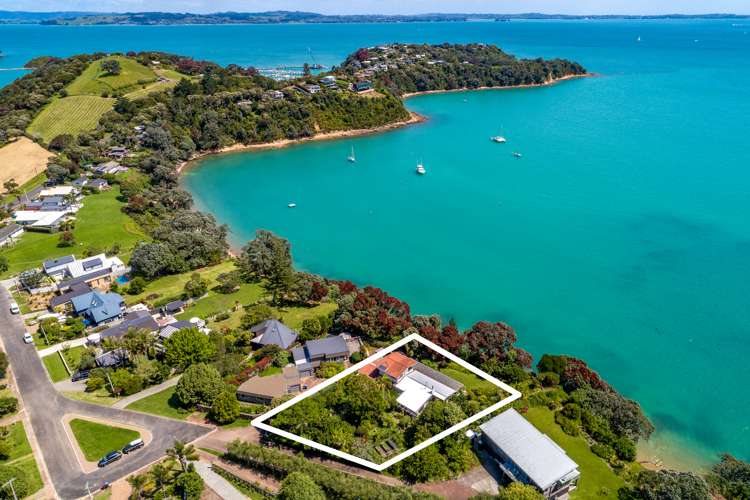 18 Esslin Road Surfdale_6