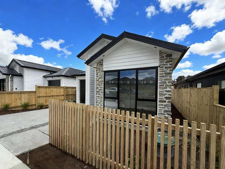 386 Te Taruna Drive Milldale_14
