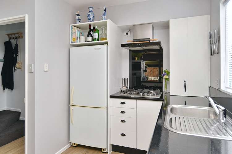 5/19 Longley Place Addington_4