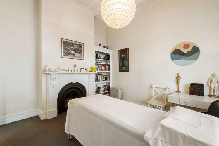 235 Onewa Road Birkenhead_17