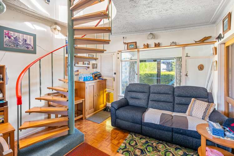 67 Hillview Road Birdlings Flat_11