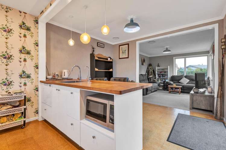 22 Brecon Road_4