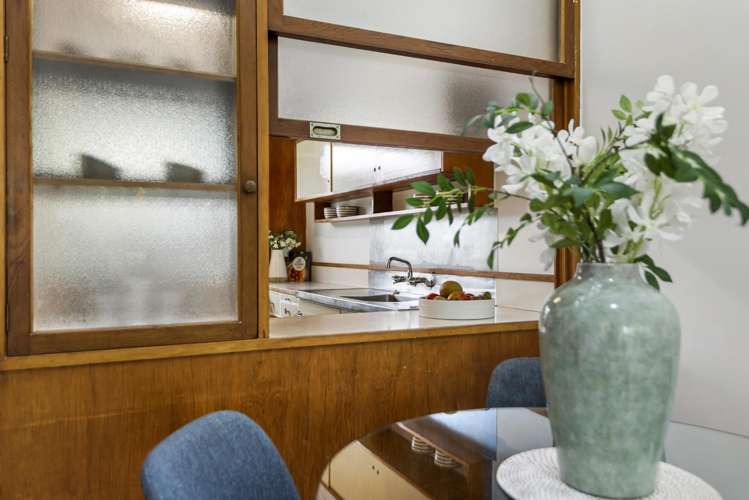 5/6 North Avenue Narrow Neck_7