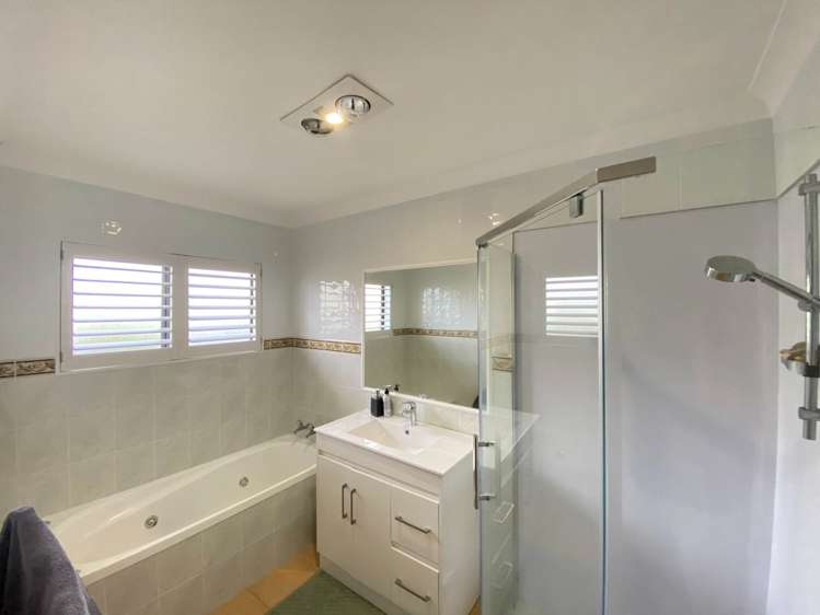 17 Capistrano Mews Goodwood Heights_8