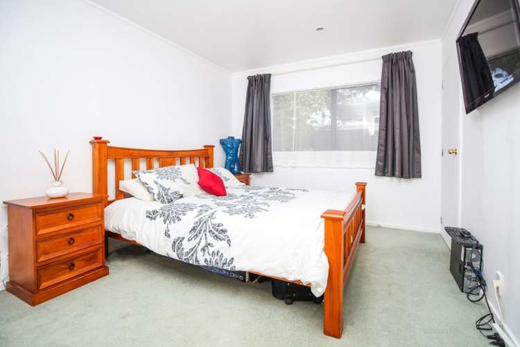 1/9 Marewa Street Te Atatu South_9