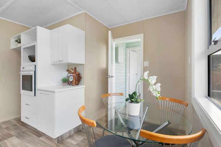 44 Turnbull Street Brockville_6