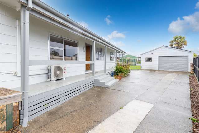 21 Elmwood Crescent Pukete_1