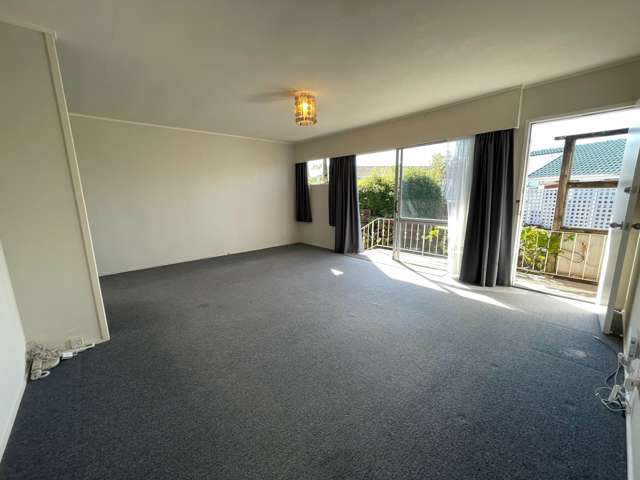 2/6 Longbill Place Glendene_3