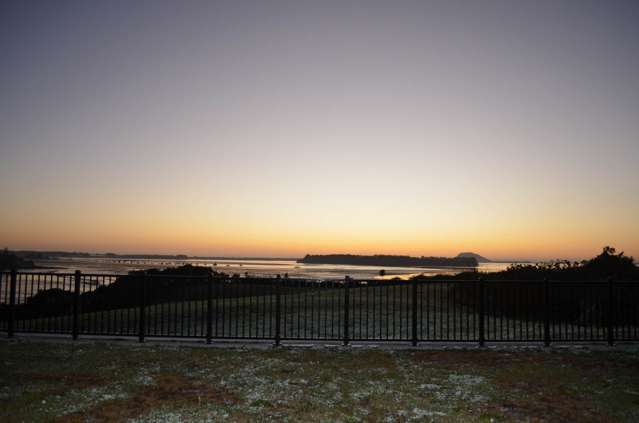 Introducing Lynley Park - Omokoroa Peninsula!