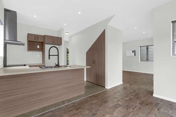 2 Saddleback Crescent Papakura_5