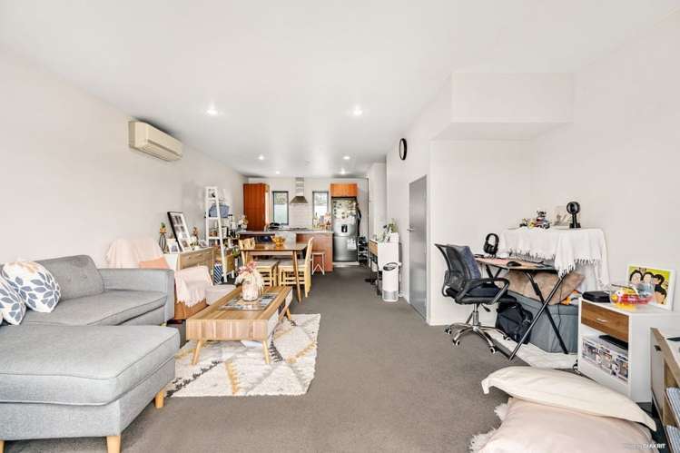 6/42 Holly Street Avondale_1