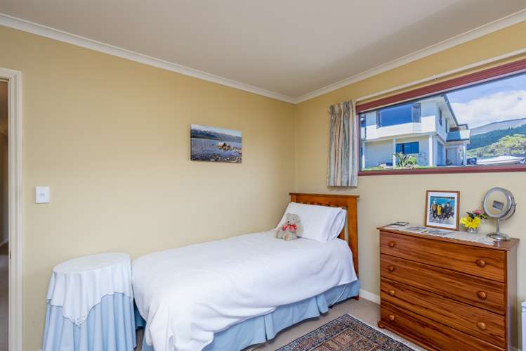 48 Olympus Way Richmond_9