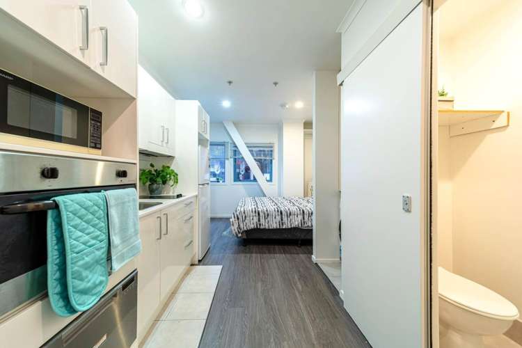 211/47 Wakefield Street City Centre_7