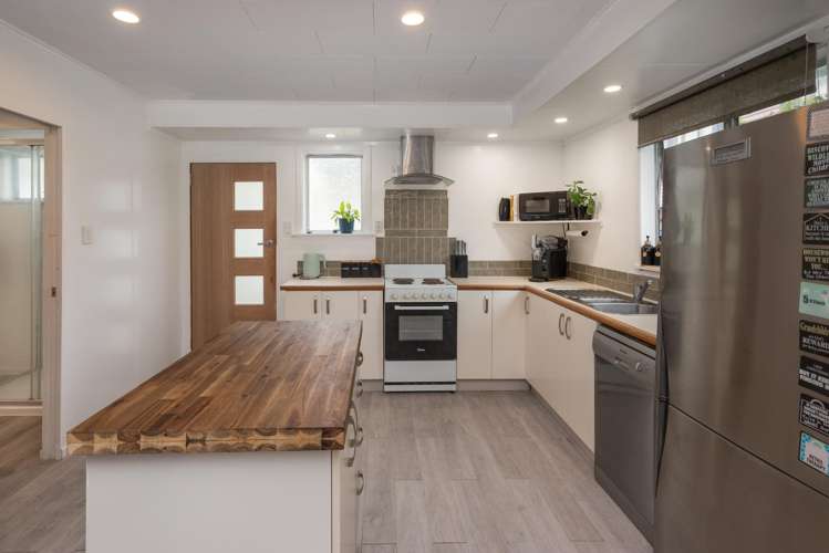 22 Peehimanini Road Waitahanui_5