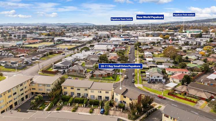 20/11 Ray Small Drive Papakura_14