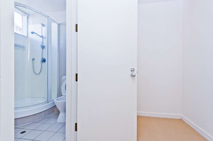 7a/4 Short Street Auckland Central_14